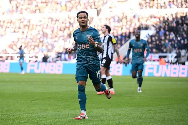 伯恩茅斯后卫斩获制胜进球,球队主场保持不败的简单介绍 伯恩茅斯后卫斩获制胜进球,球队主场保持不败的简单介绍