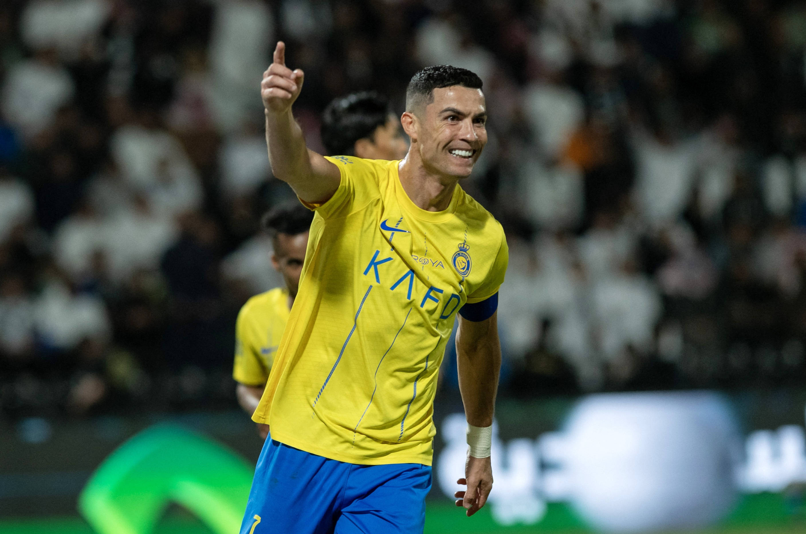 C罗转会传闻不断，引发各方猜测