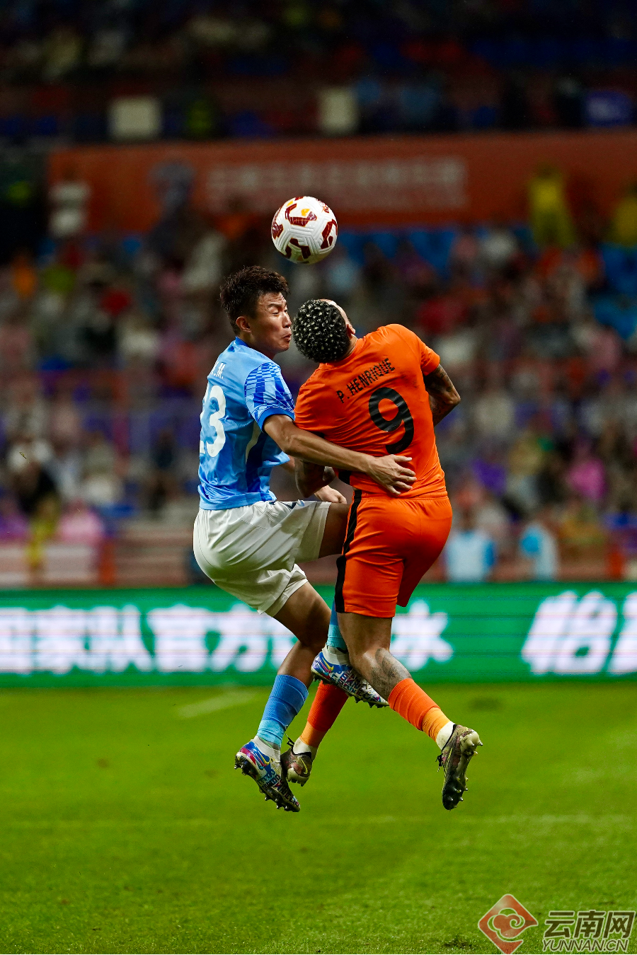 昆明球员在国际赛事中闪闪发光，炙手可热.